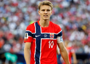 martin odegaard atletico madrid mercado fichajes transferencias verano europa 2026 liga espanola espana premier league inglaterra futbol ingles espanol champions campeones refuerzos contrataciones contratados clausula euros millones ficha contrato transpaso incorporaciones diego simeone noruega