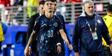 miguel almiron paraguay tarjeta rosa nueva regla mundial 2026 copa mundo mundial fifa estados unidos mexico canada selecciones clasificatorias fifa sedes estadios fixture mundialistas