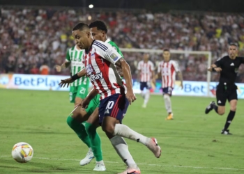 nacional vs junior cuando juegan revancha partido vuelta atanasio girardot donde ver hoy vivo online plataformas streaming transmision transmisiones emision emisiones app aplicaciones canal canales tv television en directo senal abierta youtube futbol gratis paginas web sitios internet a que hora juegan horarios países donde pasan como ver lunes festivo