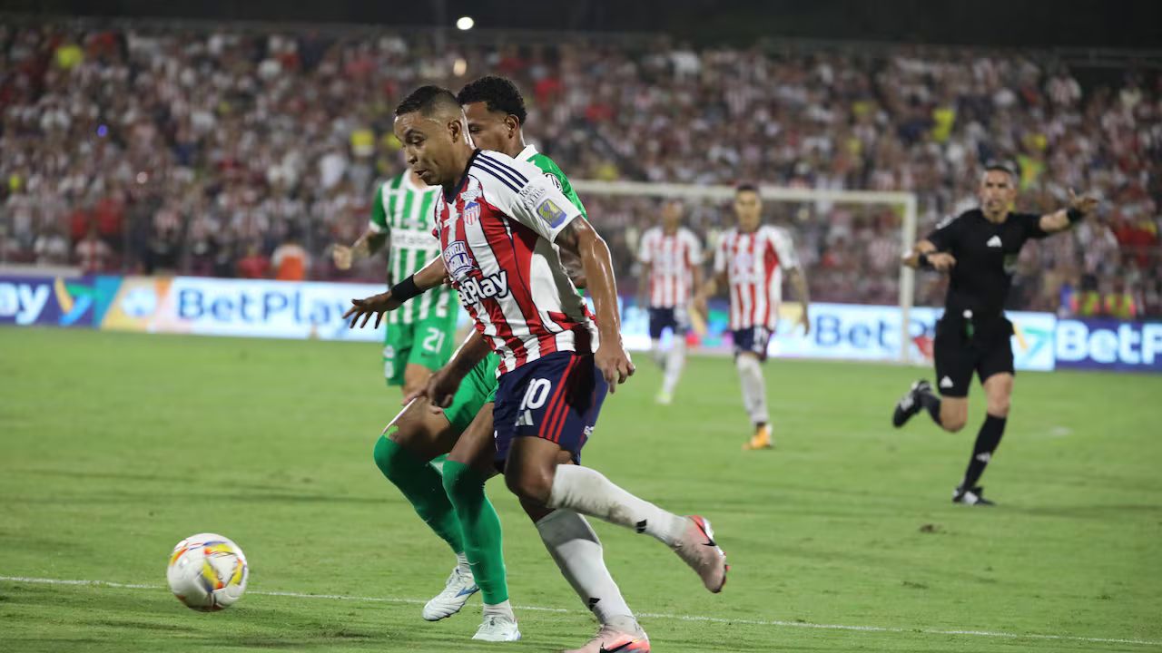 nacional vs junior cuando juegan revancha partido vuelta atanasio girardot donde ver hoy vivo online plataformas streaming transmision transmisiones emision emisiones app aplicaciones canal canales tv television en directo senal abierta youtube futbol gratis paginas web sitios internet a que hora juegan horarios países donde pasan como ver lunes festivo