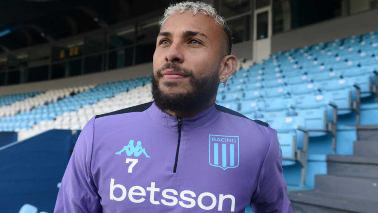 atletico nacional duvan vergara racing club avellaneda mercado pases fichajes refuerzos contrataciones contratados incorporaciones nuevos bolsa jugadores futbolistas oferta altas bajas salen llegan futbol profesional colombiano fpc liga betplay dimayor colombia colombiano transferencias transferidos ventana fichado