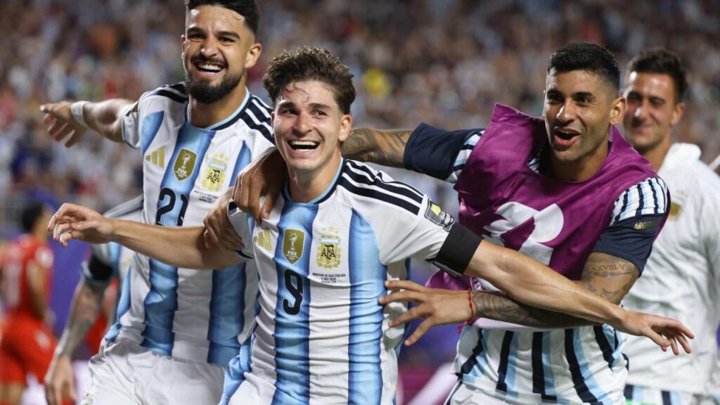 julian alvarez argentina mundial 2026 copa mundo mundial fifa estados unidos mexico canada selecciones clasificatorias fifa sedes estadios fixture mundialistas