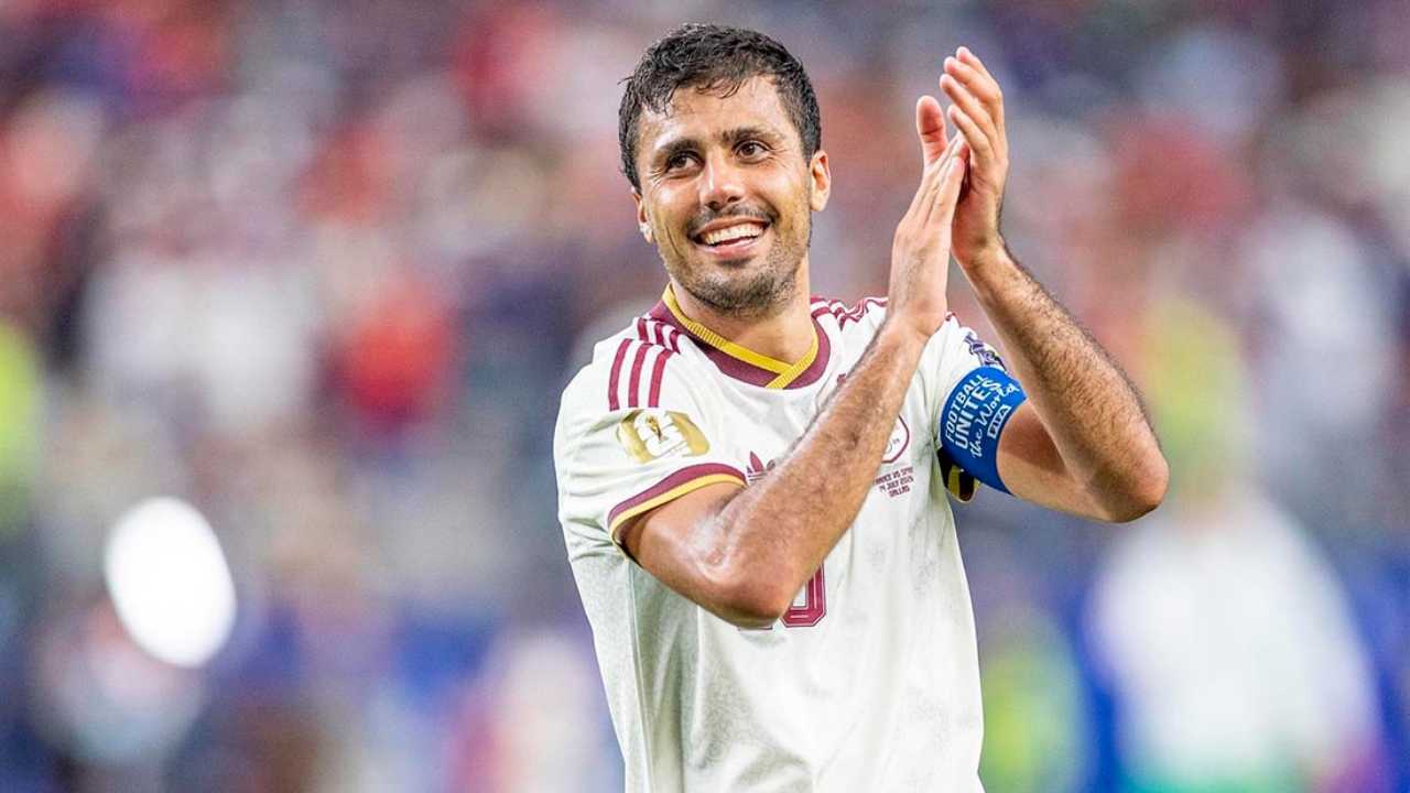 rodrigo hernandez rodri real amdrid mercado fichajes transferencias verano europa 2026 liga espanola espana premier league inglaterra futbol ingles espanol champions campeones refuerzos contrataciones contratados clausula euros millones ficha contrato transpaso incorporaciones