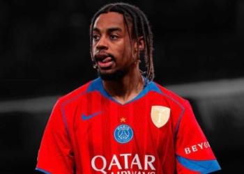 bradley barcola fichaje liverpool psg