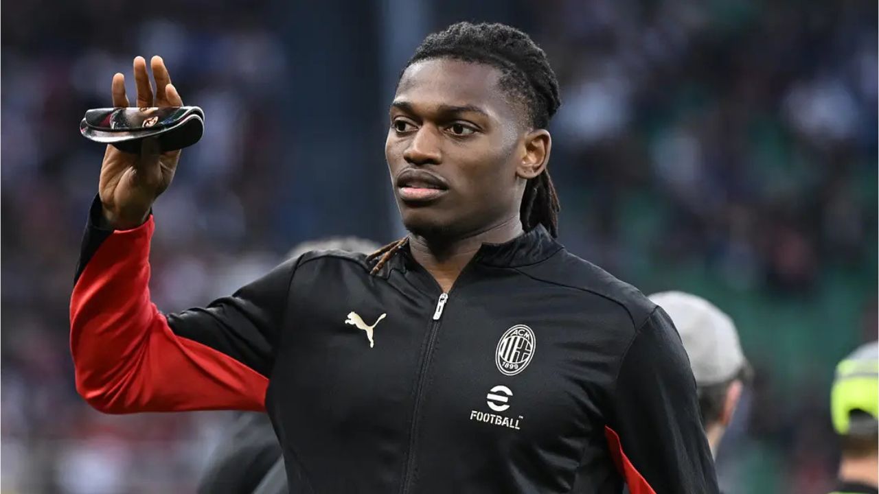 rafael leao leão milan fichaje aston villa