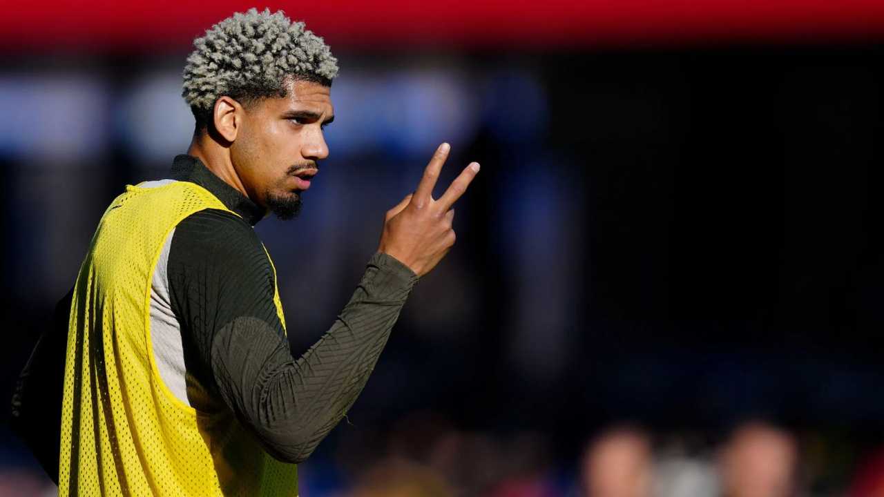 ronald araujo fichaje liverpool sale barcelona