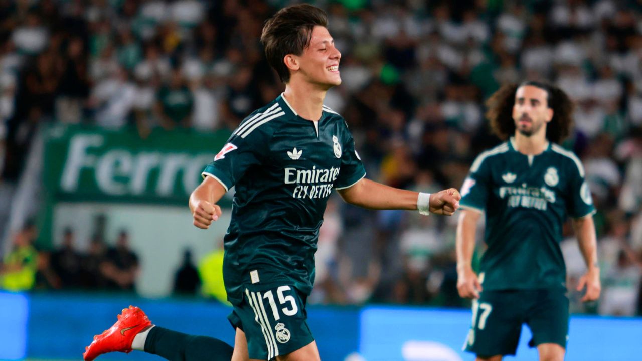real madrid triungo agonico elche visitante carlos espi mourinho
