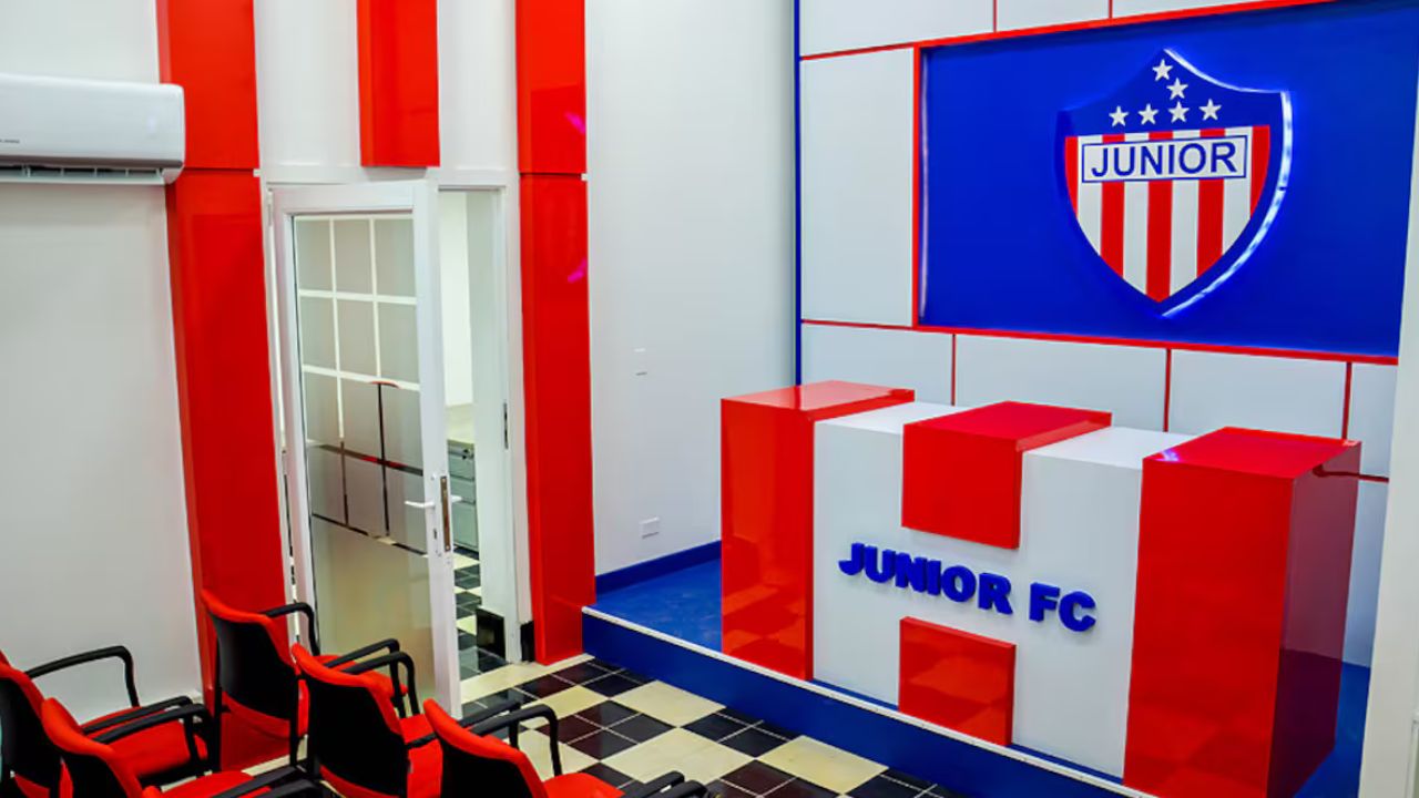 junior nuevo director tecnico entrenador alberto gamero jorge bava sebastian viera