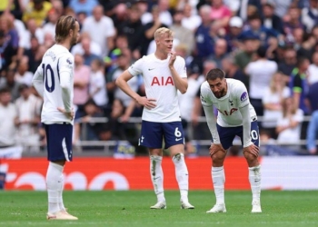 tottenham hotspur premier league descenso fichajes de zerbi
